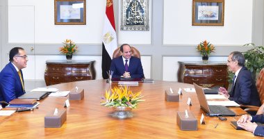 السيسي يوجه باستخدام أحدث التقنيات بتنفيذ مشروعات وخطط الانتقال للعاصمة الإدارية