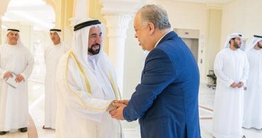 أشرف زكى يشارك فى افتتاح أكاديمية الشارقة للفنون بحضور حاكم الشارقة