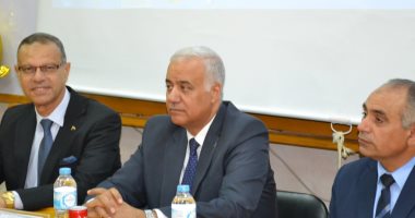 رئيس جامعة الإسكندرية: تطوير منشأت كلية الطب البيطرى بتكلفة 450 مليون جنيه 