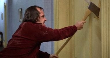 بيع فأس استخدمه جاك نيكلسون بفيلم The Shining بأكثر من 200 ألف دولار