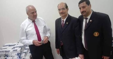 جمارك مطار القاهرة تضبط محاولة تهريب كمية من الأدوية والأقراص المخدرة