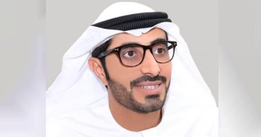 وزير الموارد البشرية بالإمارات: نوفمبر المقبل تطبيق قرارات التوطين