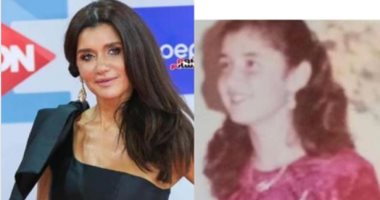 نجل غادة عادل يعلق على إطلالتها بمهرجان الجونة..وترد:ليه يا زمان مسبتناش أبرياء