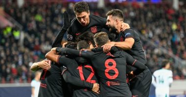 أتلتيكو مدريد يتحول بالكامل للدفاع فى 5 ثوانٍ.. فيديو