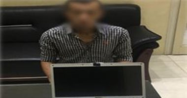 ضبط تاجر عملة يروج للإتجار بالنقد الأجنبى عبر الفيس بوك