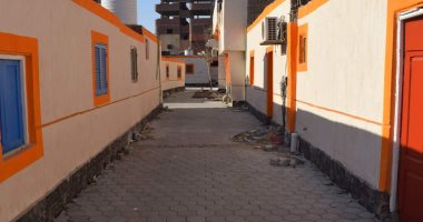 صور.. البحر الأحمر توحد ألوان واجهات المناطق القديمة بالغردقة بعد تطويرها