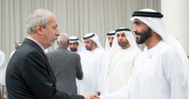 رئيس مجلس أمناء مؤسسة زايد بالإمارات يتقبل التعازى فى وفاة "سهيل الكتبى"