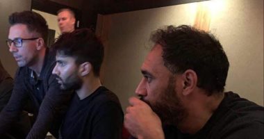عمرو مصطفى يعود للغناء بعد غياب 10 سنوات بألبوم جديد.. اعرف تفاصيله