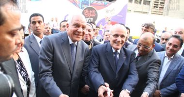 الوزراء و محافظ الجيزة فى افتتاح شارع 306 بالدقى
