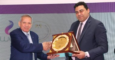 "التعليم" تكرم الطلبة المتميزين من مبادرة تدريب خريجى المدارس والمعاهد الفنية