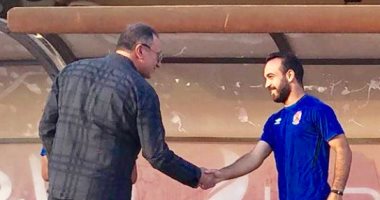 كيف احتفل أفشة برباعية الأهلى فى الإنتاج؟.. صورة مع الخطيب تجيب