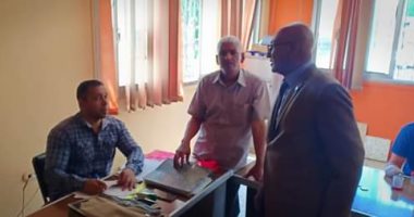 صور.. حملات مفاجئة للكشف عن متعاطى المخدرات بين الموظفين بالمحافظات