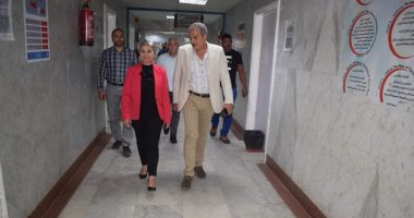 نائبة محافظ البحر الأحمر تتفقد مستشفى الغردقة العام.. صور