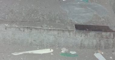 قارئة تشكو من تهالك سلم المشاة المحور وتطالب بإصلاحه تجنبا لسقوط المواطنين