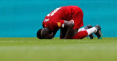 ليفربول يتفوق على ليستر سيتي بهدف ماني الـ 50 في الشوط الأول.. فيديو