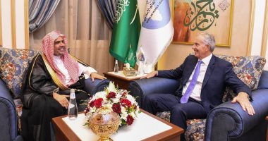 تونى بلير وأمين رابطة العالم الإسلامى يبحثان برامج تعزيز المشتركات الإنسانية