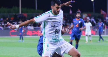 الأهلى يسحق الفيحاء بثلاثية فى الدوري السعودي.. فيديو 