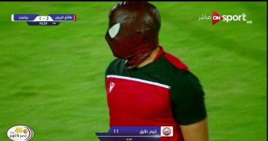غرائب الدورى المصري.. سبايدر مان يظهر فى مباراة الطلائع وبيراميدز "فيديو" 