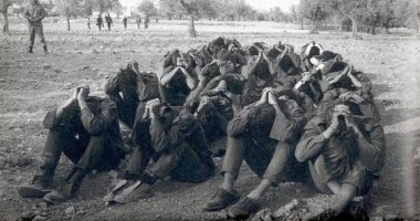 إسرائيل تعترف بالهزيمة فى أكتوبر 1973.. موشيه ديان فى وثائق التحقيقات الإسرائيلية: مصر خدعتنا.. وقائد سلاح الطيران: كنا نجهز لضرب سوريا صباحا.. وقائد القوات البحرية: علمنا بتأهب المصريين لكننا لم نصدق