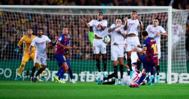 برشلونة يسحق إشبيلية برباعية ويرتقى لوصافة الدوري الإسباني.. فيديو