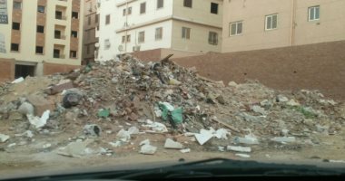 شكوى من انتشار القمامة بمنطقة الهضبة الوسطى بالمقطم