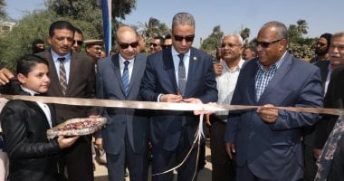 محافظ سوهاج يفتتح مشروعى صرف صحى بقرى طما بتكلفة 53 مليون جنيها