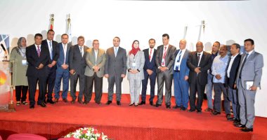 صور.. نائب محافظ الأقصر يشهد إفتتاح فعاليات المنتدى العربى للمدن الذكية