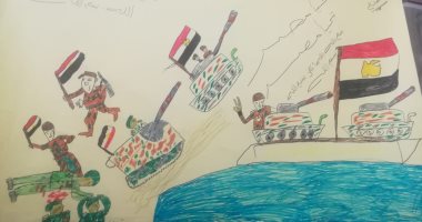 طالبة تشارك برسوم تعبر عن فرحة نصر أكتوبر المجيد