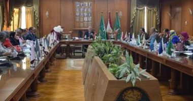 رئيس جامعة المنوفية يدعو لبث روح انتصارات أكتوبر فى قلوب الأجيال الصاعدة