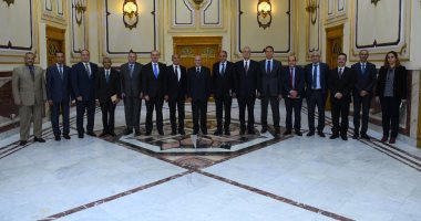 "العصار" يستقبل مجموعة من سفراء مصر الجدد بالخارج