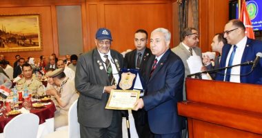 محافظ أسوان: حروب الجيل الرابع والخامس تحاول تفتيت تلاحم الشعب بمؤسسات الدولة