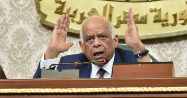 عبد العال ساخراً من الإخوان:ندفع ثمن قعدتهم على الترعة لحل أزمة السد حتى الآن