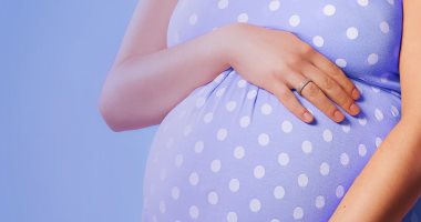 الحمل يضر بالأظافر والشعر .. حافظى عليهم بهذه الطريقة