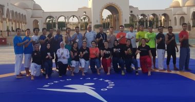 الفولى وجابر يؤازران المنتخب المصرى للتايكوندو فى بطولة العالم الشاطئية