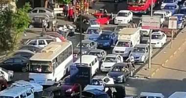 قارئ يشكو سير "توك توك" عكس الاتجاه فى شارع شبرا