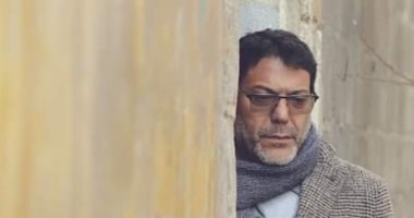 نجوم تونس هند وظافر وعائشة ينعون المخرج شوقى الماجرى