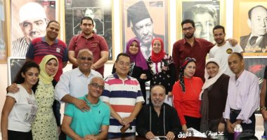الفنان ياسر صادق يرفع مستوى أداء العاملين بالمركز القومى للمسرح بورش تدريبية