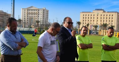 مصيلحى يحفز لاعبى الاتحاد على مائدة طلعت يوسف 