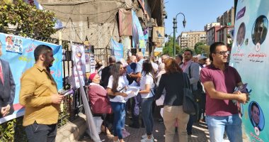 صور.. إقبال كثيف من الأطباء للتصويت بالانتخابات بعد ساعتين من فتح الباب