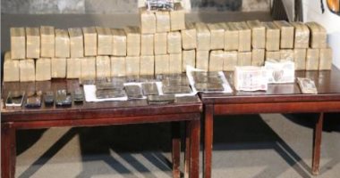 القبض على 3 عاطلين بحوزتهم 500 طربة حشيش بالجيزة