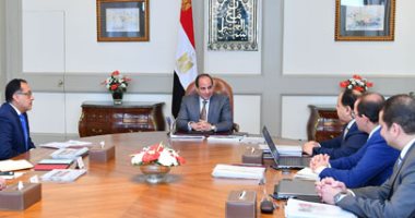 السيسي يتابع مؤشرات الأداء المالى ويوجه بالتركيز على التنمية البشرية