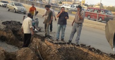 إصلاح كسر ماسورتين مياه تسبب فى هبوط أرضى وسط الاسكندرية