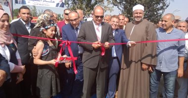 محافظ الغربية يفتتح مشروع الصرف الصحى بقرية بلاى بتكلفة 36 مليون جنيه