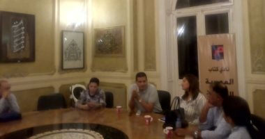 عزت القمحاوى: كتبت رواية ما رآه سامى يعقوب فى 17 يوما وراجعتها فى أكثر من عام