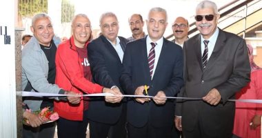 صور .. رئيس جامعة المنوفية يفتتح معرض فنون تشكيلية عن انتصارات أكتوبر