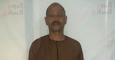 " أمن أسيوط " يضبط عامل بحوزته 57 قطعة أثر متنوعة بقصد الإتجار