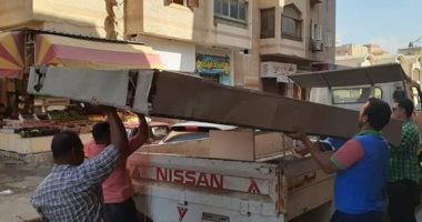 صور.. إزالة مغاسل سيارات مخالفة بـ"زراعى البحيرة" ورفع 231 حالة إشغالات بدمنهور