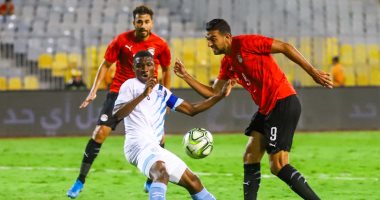 فيديو وصور.. كوكا يضيع هدفا مؤكدا للمنتخب الوطنى أمام بوتسوانا