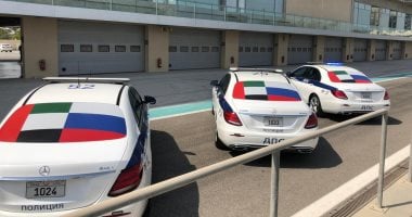 شاهد.. شرطة أبوظبى تتزين فى استقبال الرئيس الروسى