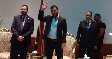 صور.. عماد متعب يكشف موعد مباراة اعتزاله ويؤكد: محمد صلاح أفضل لاعب عالميا
